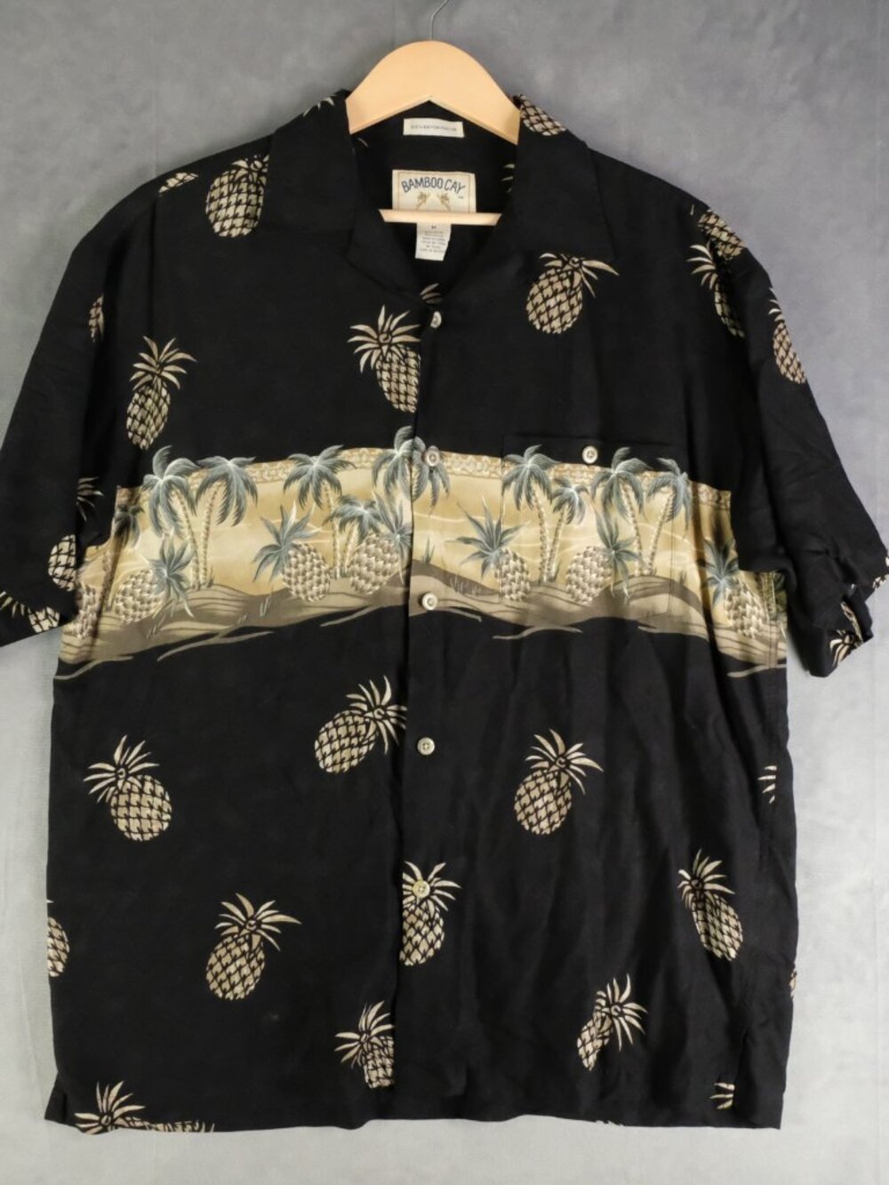 Bamboo Cay Hawaiian Shirt Mens Medium Tropical Pineapple Rayon Camp Beach